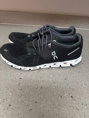 On Cloud 5 Running shoes